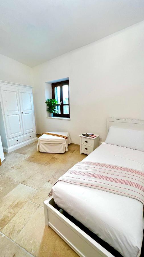 La Casa Di Natalie Lejlighed Girasole Eksteriør billede